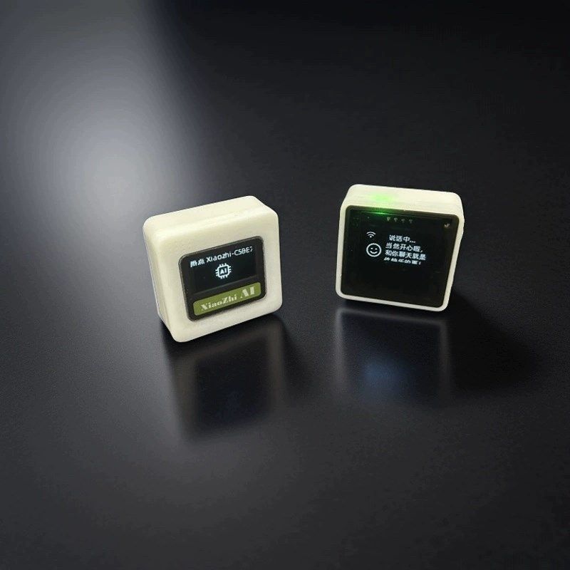 小智AI人机对话虾哥推荐人工智能机器人小智ESP32-S3-N16R8开发板