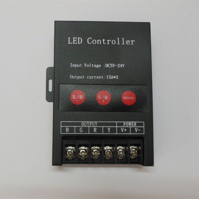 led七彩按键360W控制器5-24V七彩RGB灯带模组信号中继器放大器30A
