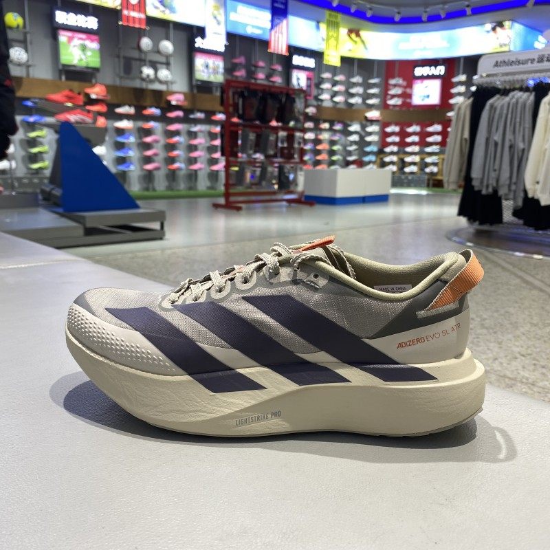 正品阿迪达斯ADIDAS女款跑步鞋