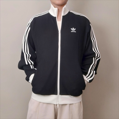 阿迪达斯三叶草宽松运动外套