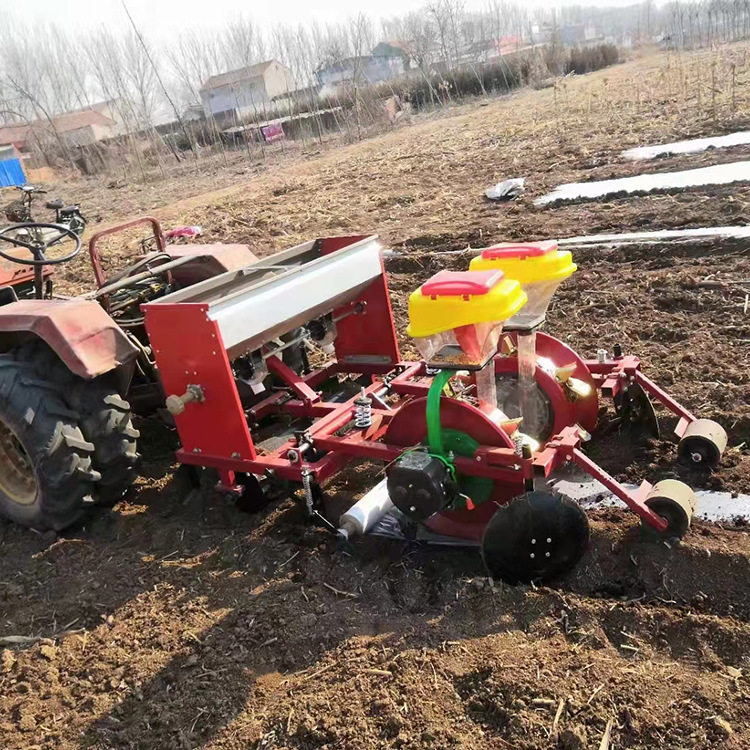 花生覆膜播种机谷子高粱点播机农用黄豆点播机油葵铺膜种植机新款