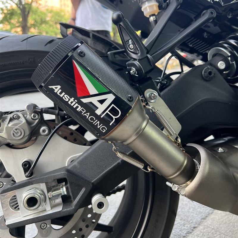 适用钱江摩托车22新款赛600中段改装排气管 天蝎 SC AR消音排气管