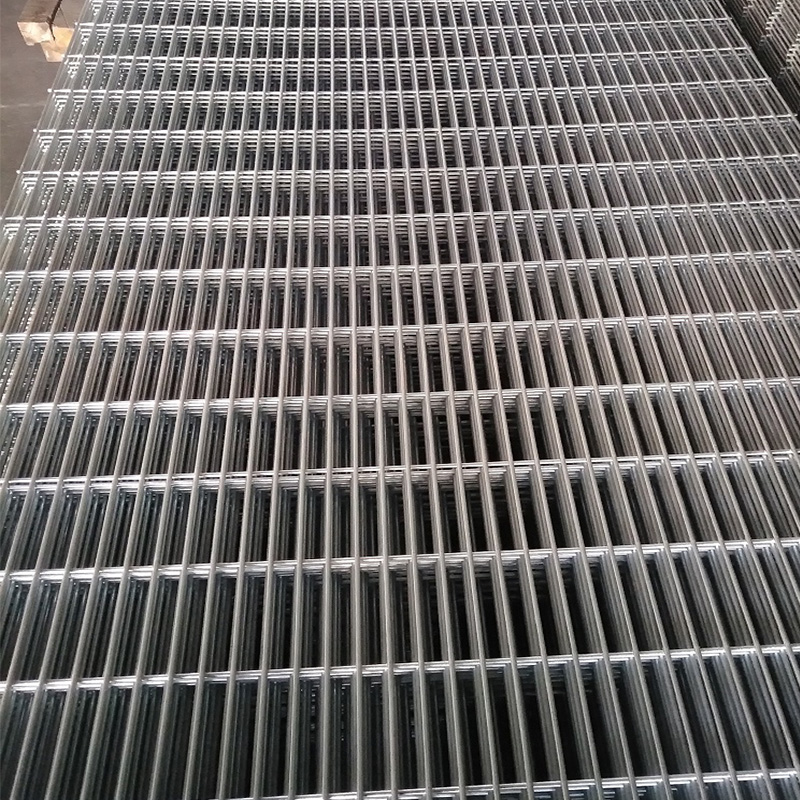 宽幅长孔铁丝网围栏防护网镀锌网片网格小孔鸽舍狗笼子养殖网地网