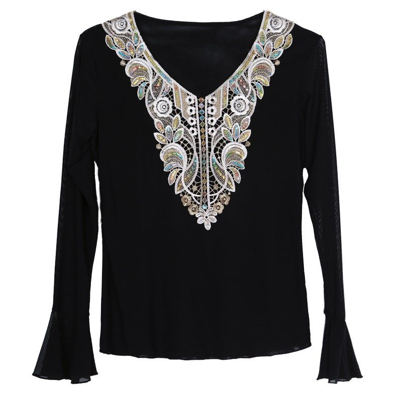 新疆舞蹈服新款网纱贴花喇叭袖上衣民族风女透气款服饰维族舞打底