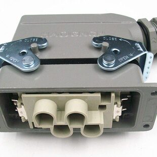 HDC F重载连接器 矩形插头 006M 80A 大电流 16A 6芯