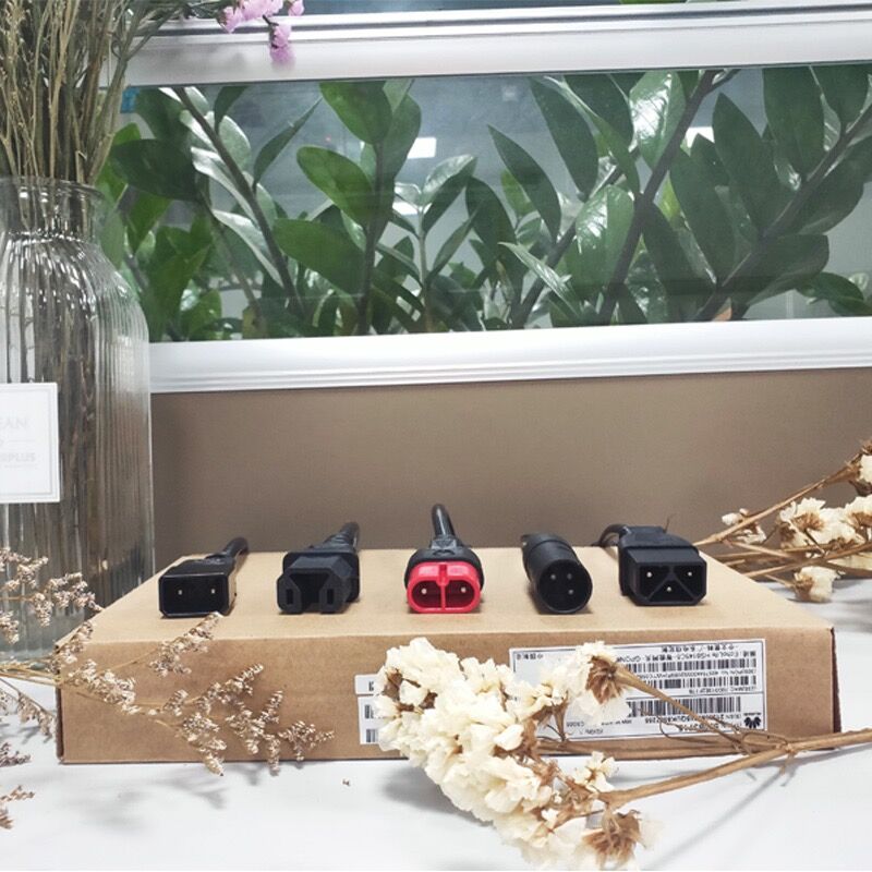 绿源雅迪心艺台铃电动车转换线充电转换通用接头充电器输出转接头