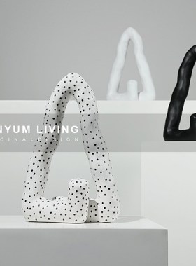 简约现代几何三角树m脂摆件客厅样板房售楼处软装饰品玄关桌面摆