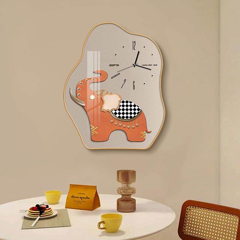 创意餐厅挂钟现代简约家用静音钟表网红小象卧室房间时钟个性挂表
