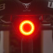 自动感应环境光 智能自行车尾灯 蠢肥杂货铺 英豪Xlite100