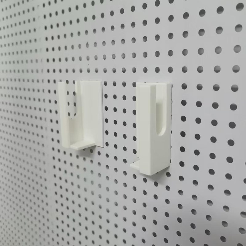 16 25 26 30孔距圆孔洞洞板配件 插排固定器拖线板插线板插座收纳