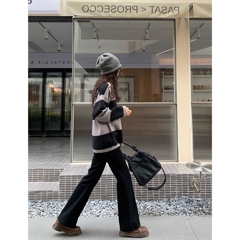 孕妇喇叭牛仔裤子秋季2024新款外穿显瘦打底裤秋冬加绒加厚拖地裤