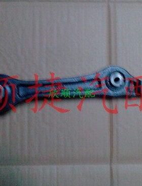 克莱斯勒300C前下悬挂 控制臂 下支臂