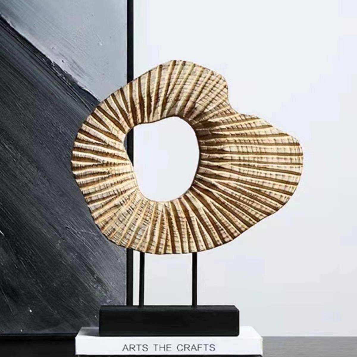 现代艺术几何扭曲黄色树脂摆件软装艺术样板间客厅柜子电视柜装饰