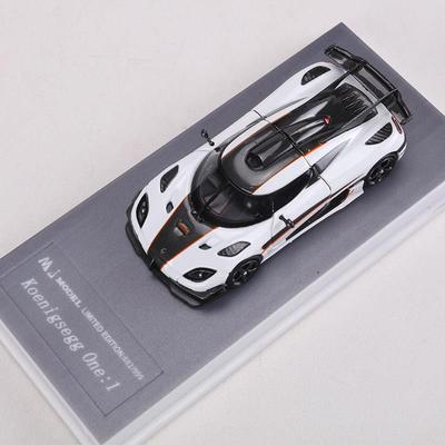 Mj:64 Koenigsegg One1夜光开盖版人造合金汽车模型集