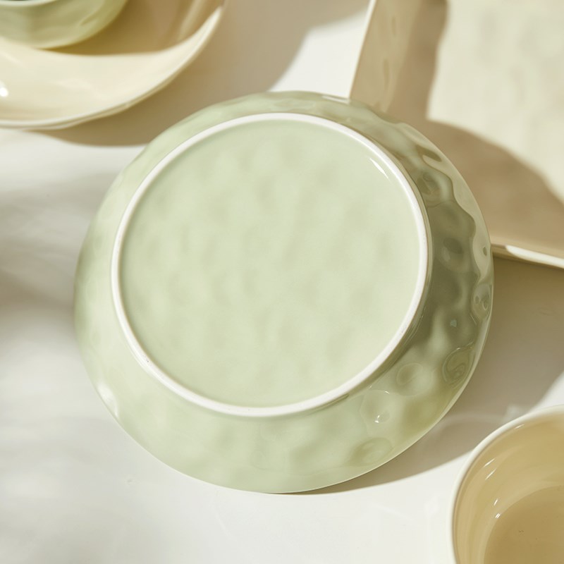 奶油风陶瓷盘子家用2024新款8英寸圆餐盘特别好看W的深盘菜盘碟子