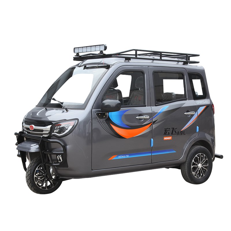 全封闭燃油三轮摩托车加长家用载客汽油三轮助残老年代步车可上牌