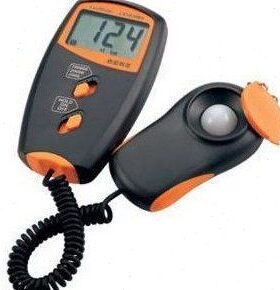 欣宝LX-1010B光照度计测光仪高精度流明测试仪亮度计光度计照度仪