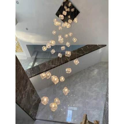 北欧旋转楼梯间长吊灯简约现代Loft复式楼轻奢大气客餐厅别墅创意