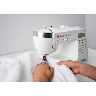 SINGER胜家CE677家用缝纫机大功率台式小型工业吃厚锁边缝纫机