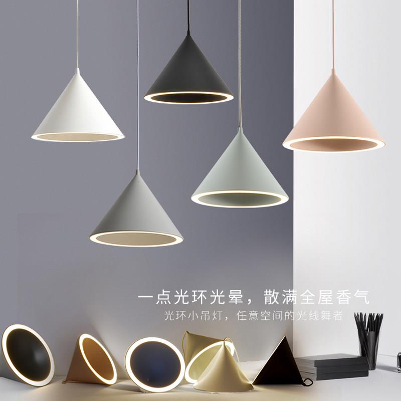 北欧餐厅吊灯三头现代简约饭厅灯卧室床头灯马卡龙吧台吊灯餐厅灯