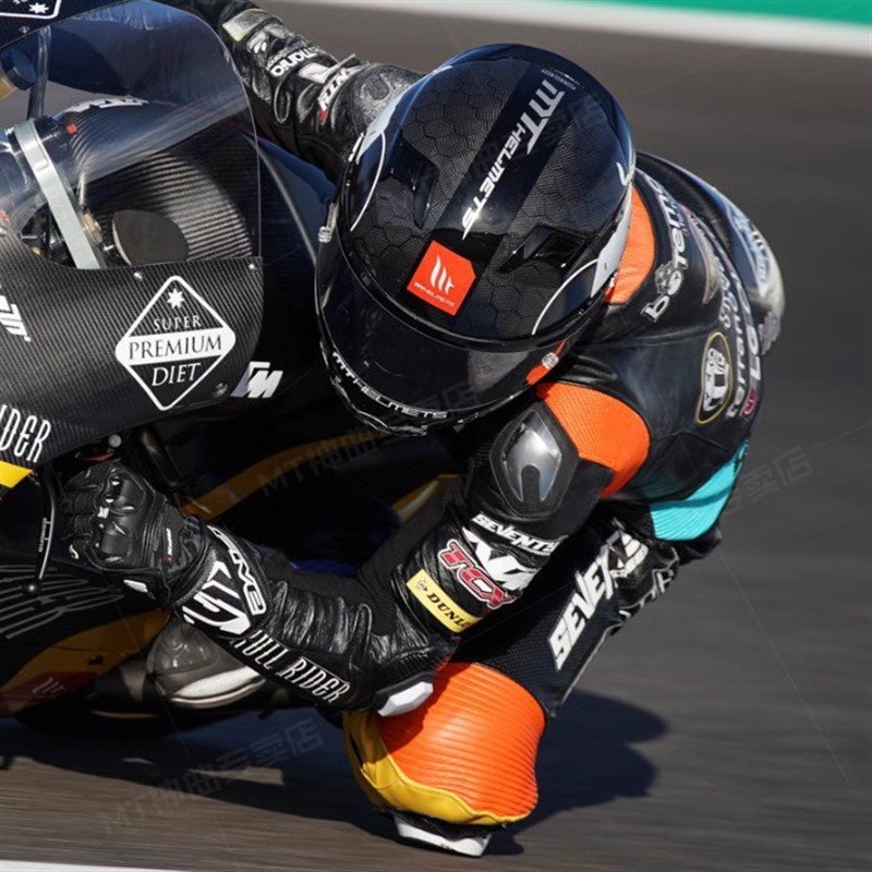 MT头盔碳纤维蛇纹摩托车全盔男女士四季机车赛车超轻盔赛道通用