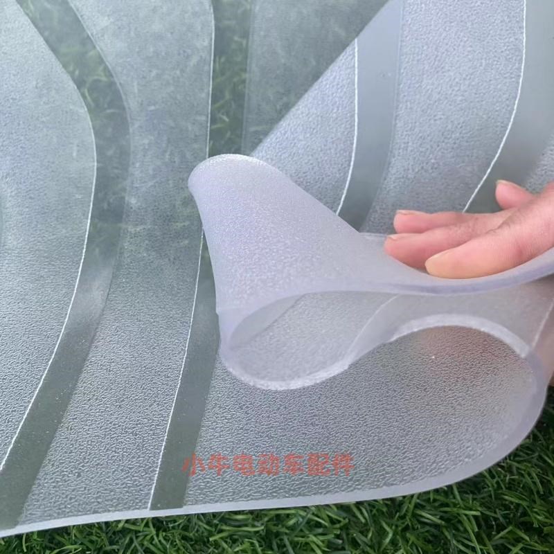 雅迪E09-H电动车脚垫E09-M电瓶车防水防滑透明脚踩垫脚踏板垫座套