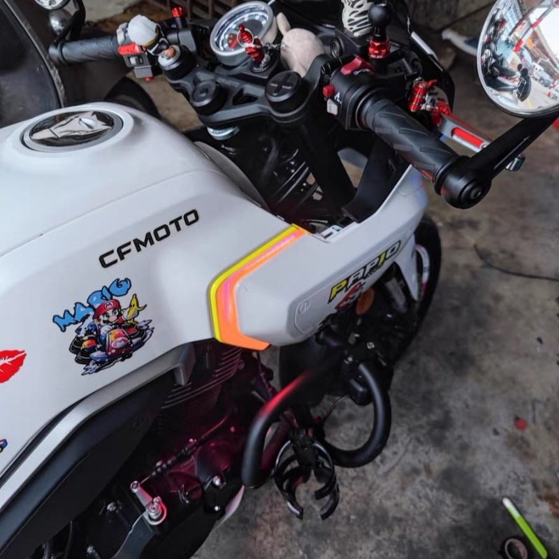 春风XO狒狒氛围灯行车v灯启动扫描流光彩灯机车改装饰灯