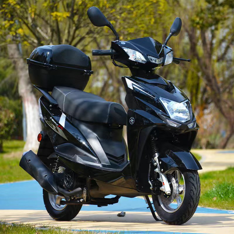 雅马哈新款燃油踏板摩托车整车125cc国四电喷踏板两轮省油代步车
