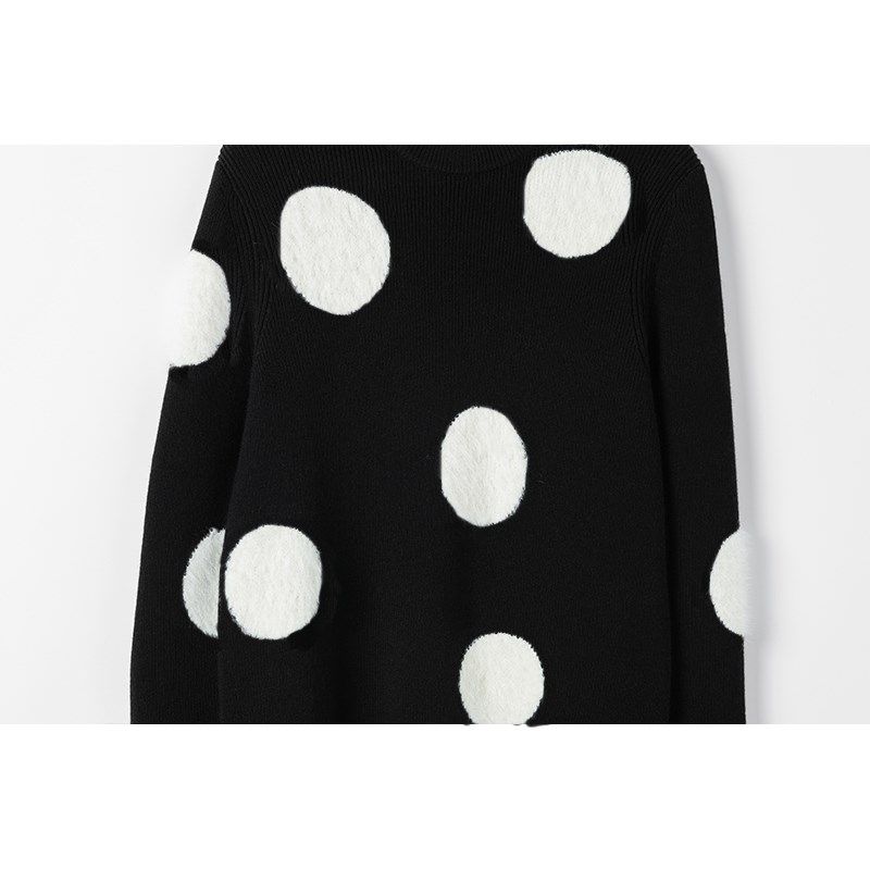 自带时尚风范~2024新款COS风设计感波点针织圆领套头羊绒打底衫