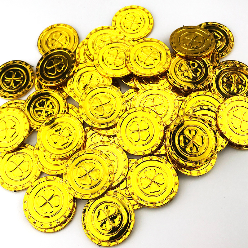 圣帕特里节日四叶草金币