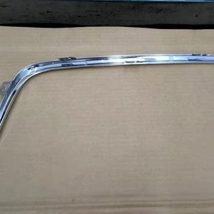 英诗派前保险杠饰条雾灯亮条雾灯框灯眉日行灯 21年款 适用1819