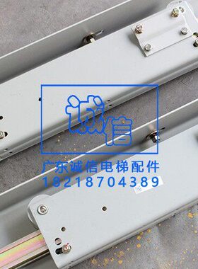 原装日立NF货梯配件 2000kg电梯1500旁开门门头 层门上坎装置