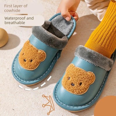 秋冬可爱小熊卡通保暖真皮儿童棉拖鞋男女孩防滑居家棉拖防水地板