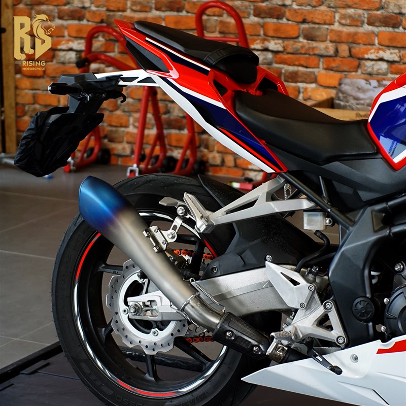 改装排气管 Z400 Z9s00 GSX C 3 冲刺300 贝纳利 春风