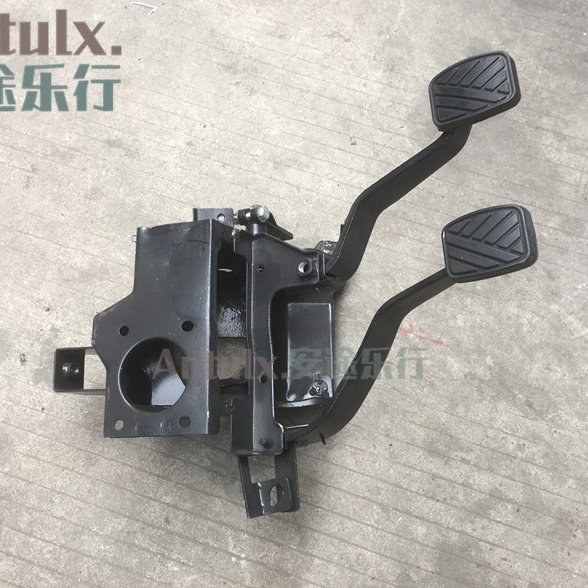 适用奇瑞开瑞优优刹车踏板离合踏板 优派优胜 优胜2离合脚踏板
