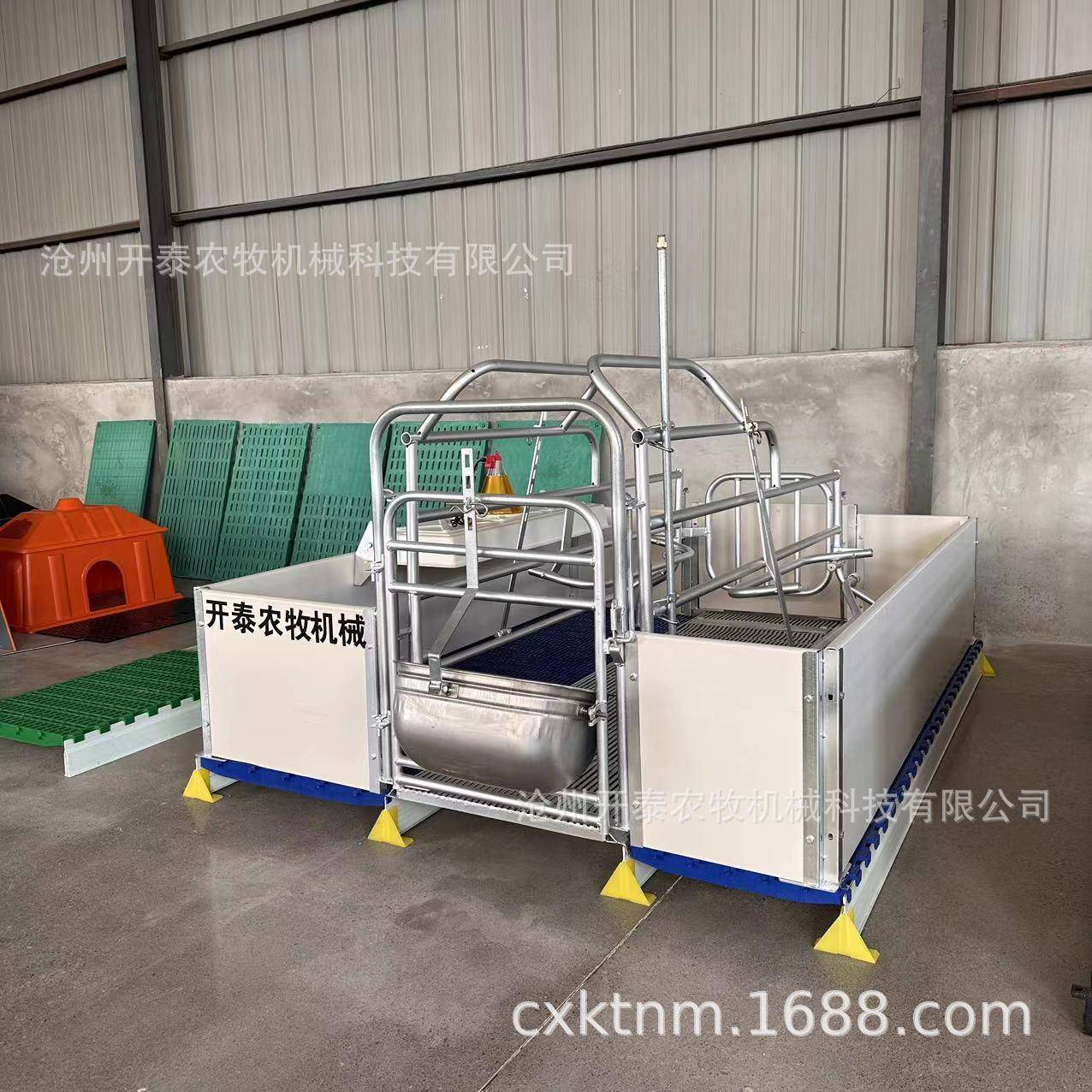 PVC欧式母猪产床定制热镀锌母猪产床双体母猪分娩产床