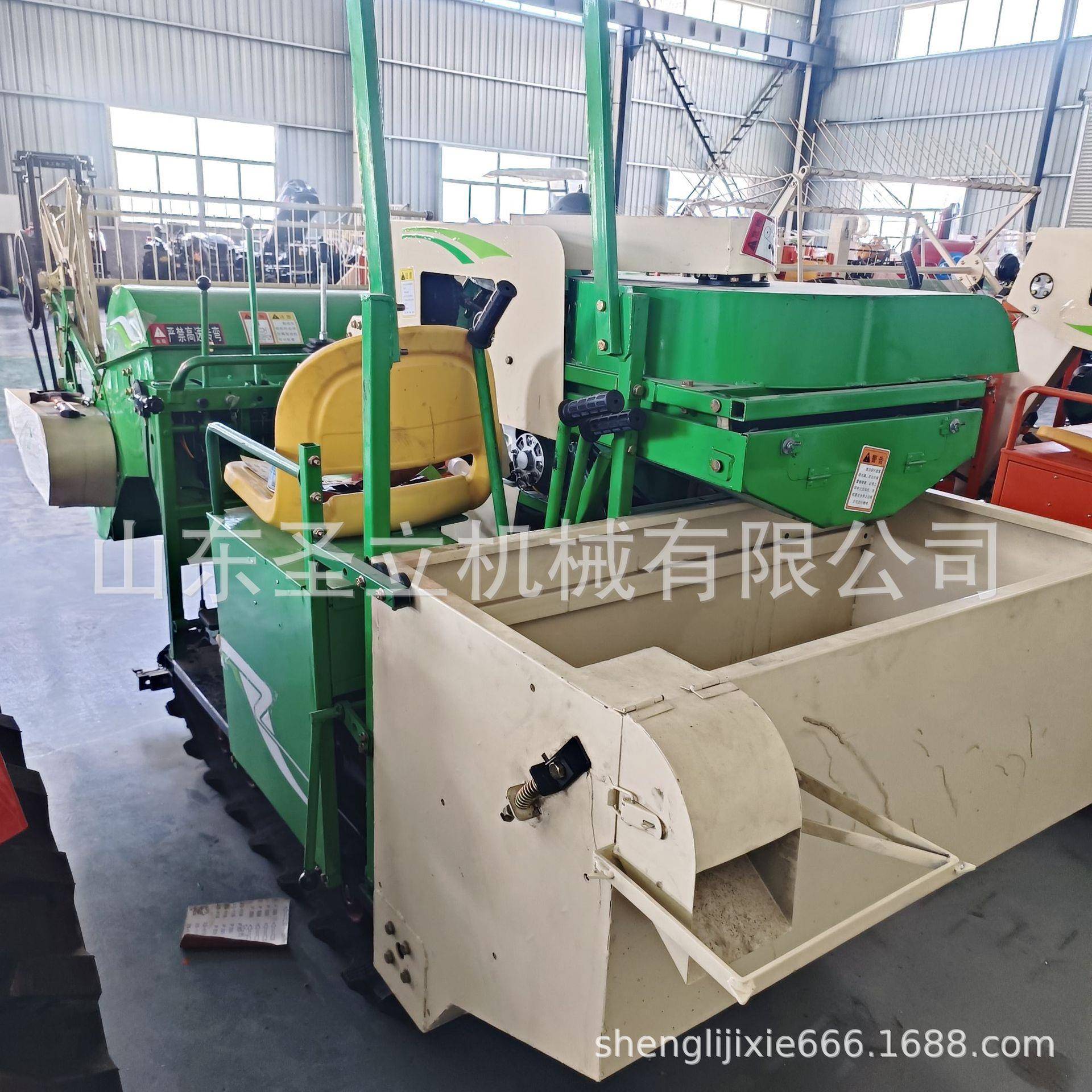 脱粒干净收获机小麦水稻大豆25马力全新升级小型联合收割机履带机