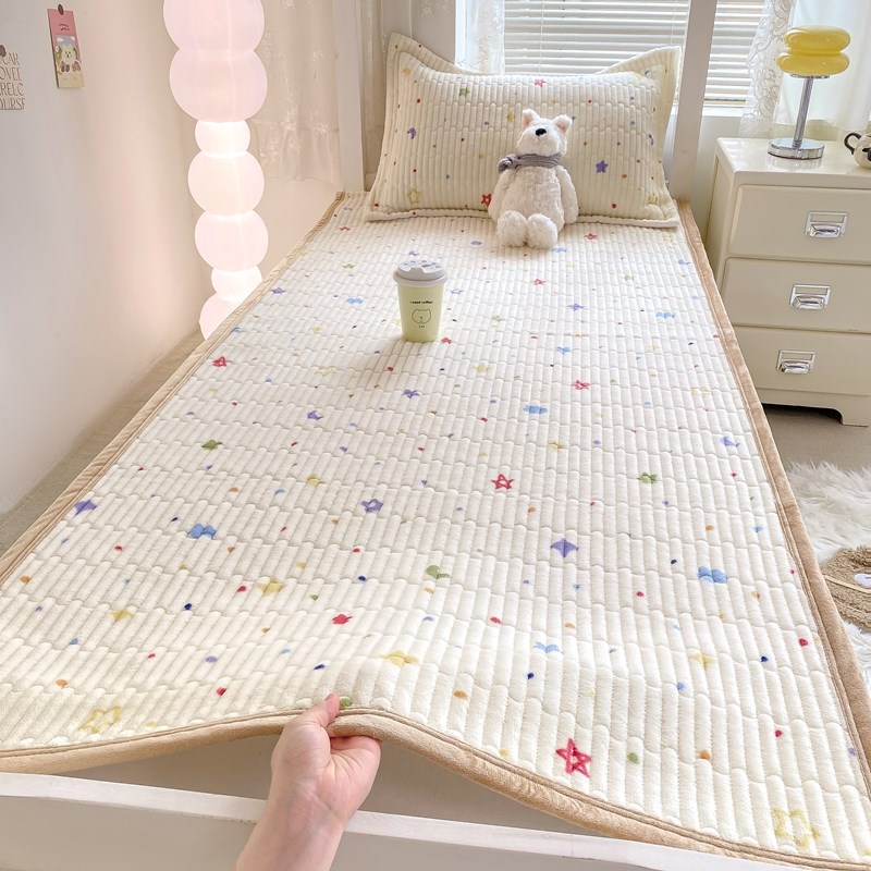 冬季牛奶绒夹棉床盖榻榻米炕盖加厚法兰绒床单家T用学生宿舍床垫