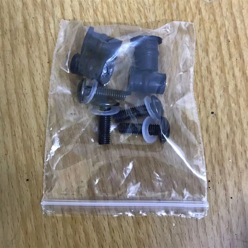 适用阿普利亚 RS660 GPR125/150 RSV4 挡风玻璃风玻璃橡胶螺丝螺