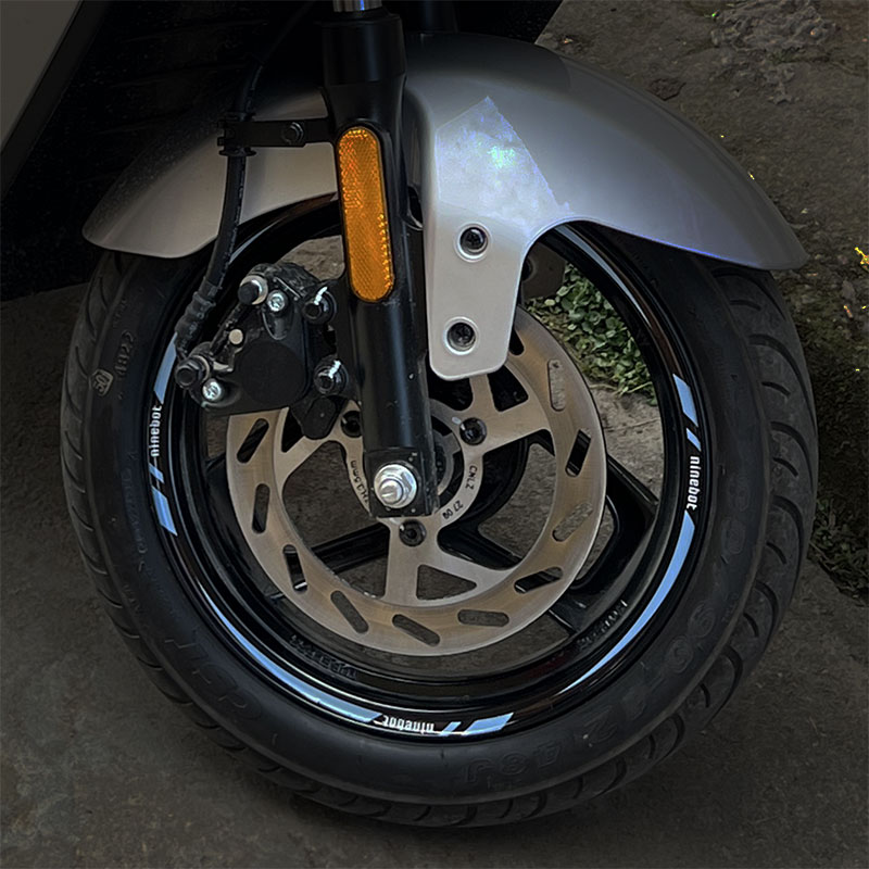 适用九号电动车M95C M85C N85 N80 N70 E100轮毂反光贴片钢圈轮贴