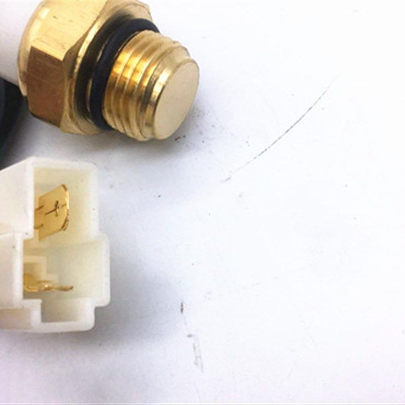 宗申隆鑫力帆摩托三轮车水箱温控开关65水温自动温控感应器