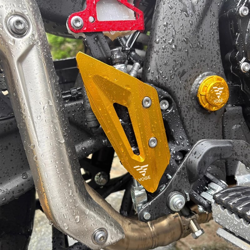 适用无极DS625X DS525X 改装刹车制动泵脚踏侧翼保护块铝合金配件