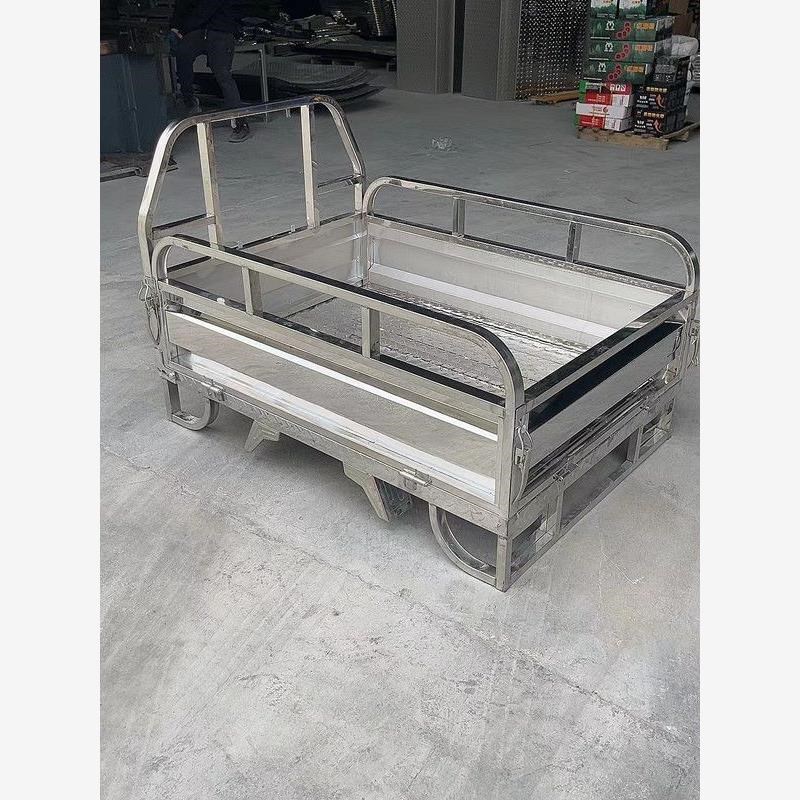 电动三轮车厢定制摩托三轮车车箱不锈钢货箱翻斗配件大全厂家直销