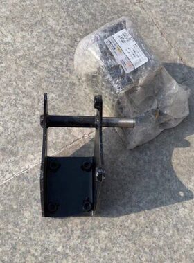 潍柴雷沃RG70领航金刚履带收割机配件空调压缩机支架焊合