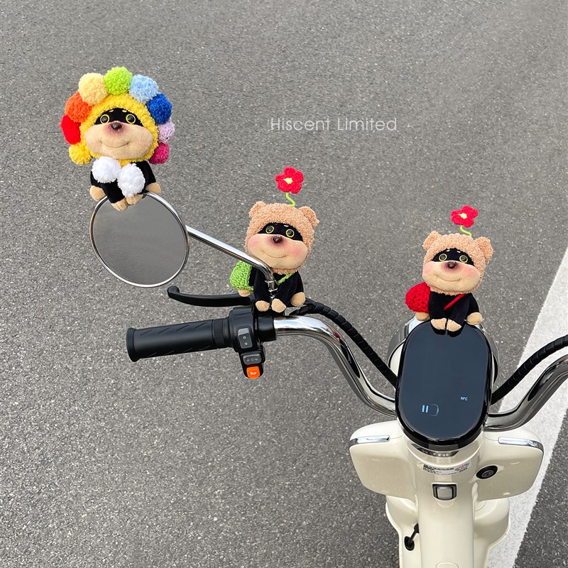 可爱蜜蜂狗电动车装饰小配件摩托车电瓶车后视镜挂饰玩偶公仔挂件