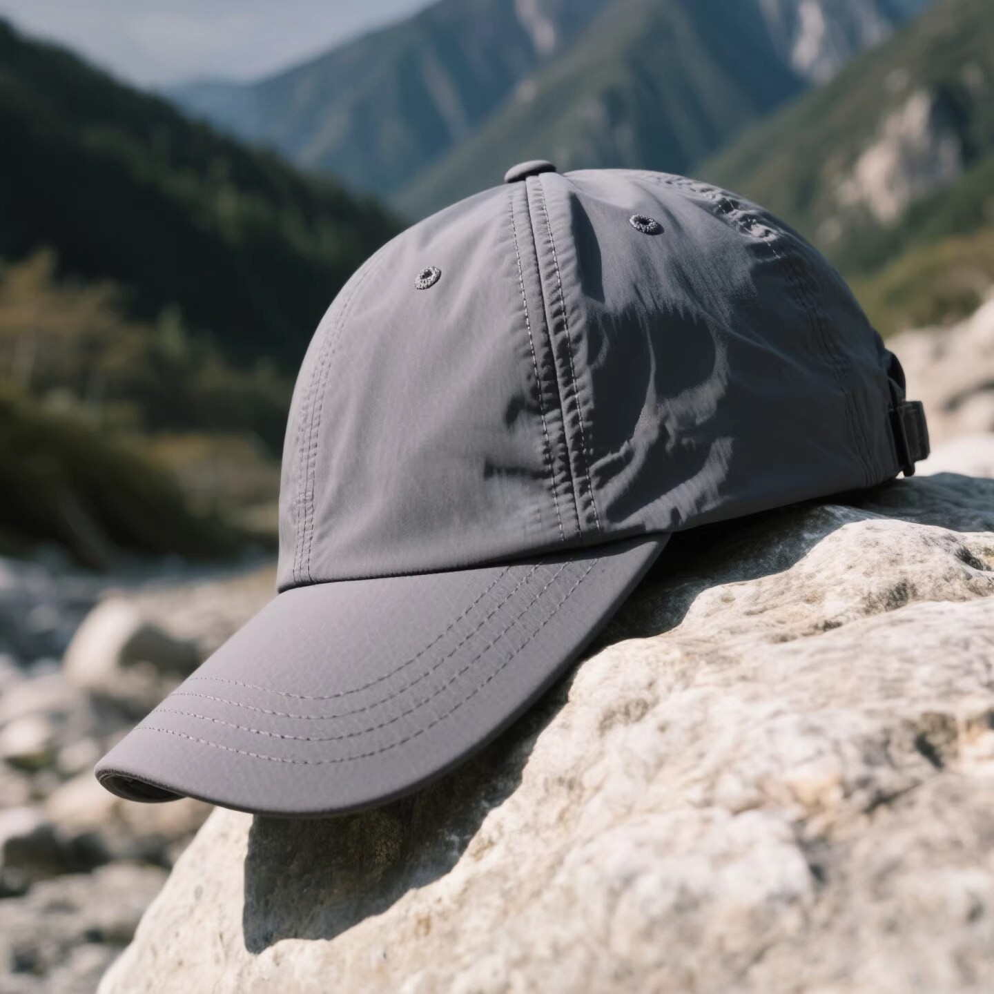 户外防晒速干登山鸭舌帽遮阳帽图片