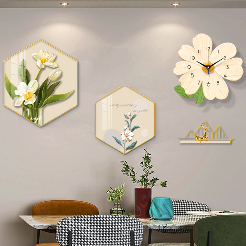 2023新款餐厅钟表挂钟客厅x家用现代简约创意时尚静音时钟挂墙大