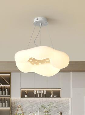 奶油风卧室主灯温馨浪漫云朵儿童房LED吸顶灯北欧简约客厅餐厅灯