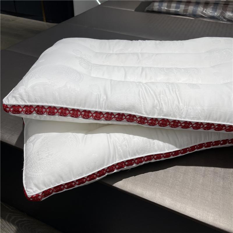 结婚刺绣喜字枕芯婚庆枕头情侣喜庆羽丝绒低枕一对拍2