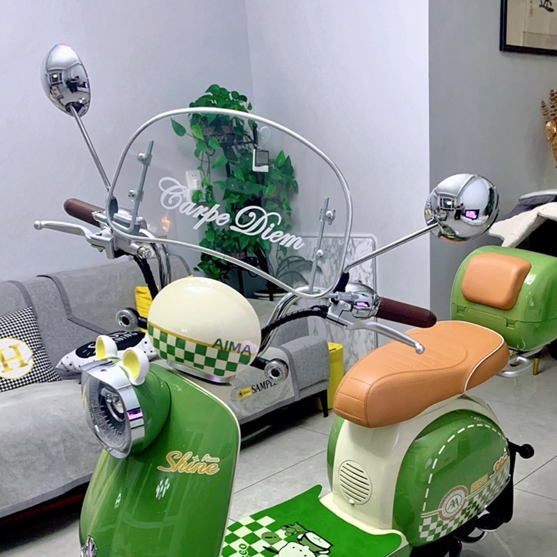 电动车前挡风板电瓶车挡风屏复古装饰挡风玻璃摩托车通用前风挡罩